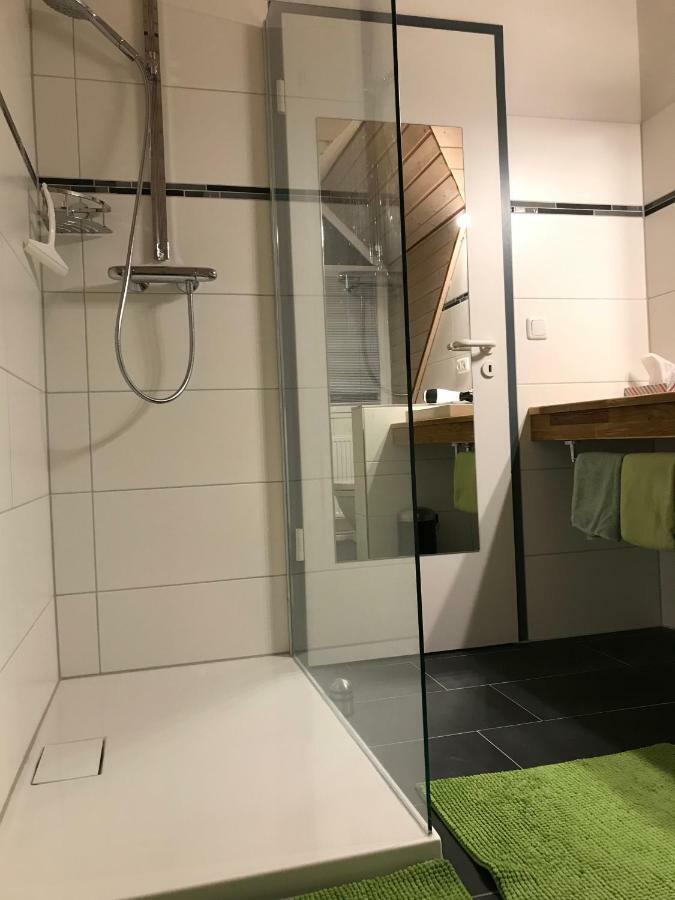 Lüneburg Appartement Ginstertraum מראה חיצוני תמונה